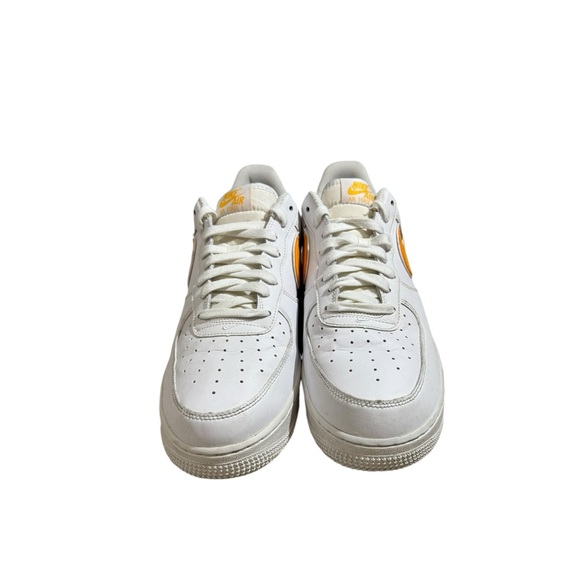 Nike Air Force 1 University Gold - Picture 5 of 7